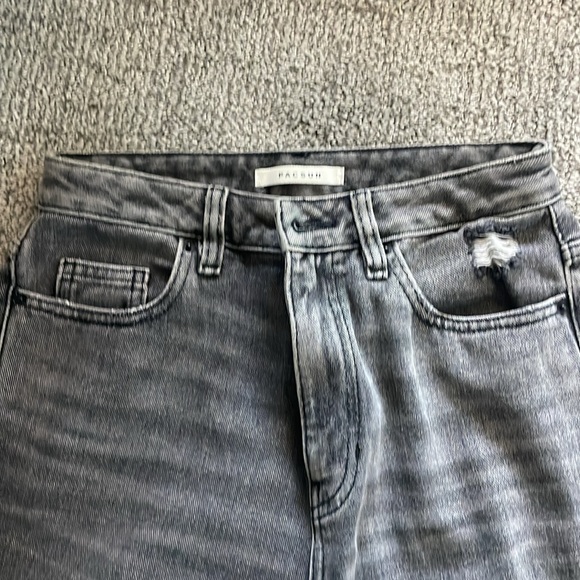 Dark gray ripped jeans - Picture 3 of 6